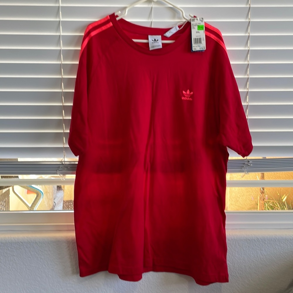 Adidas Tshirt